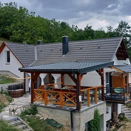 Cseppko House Vineyard & Panorama Szent-gyoergy Hegy 度假居